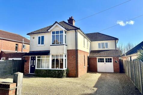Parsonage Barn Lane, Ringwood, BH24 4 bed detached house for sale