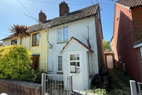22 Kingsburys Lane, BH24 2 bed cottage for sale