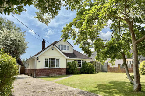 Northfield Road, Ringwood, BH24 5 bed detached house for sale