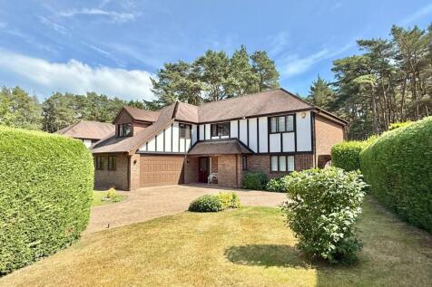 Egmont Close, Avon Castle, Ringwood... 5 bed detached house for sale