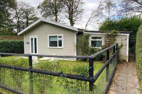 2 bedroom bungalow for sale