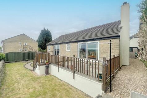 Cemetery Road, Buttershaw, Bradford, BD6 3 bed bungalow for sale
