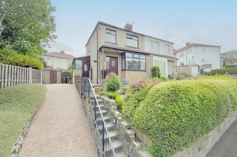 Old Road, Horton Bank Top, Bradford, BD7 3 bed semi