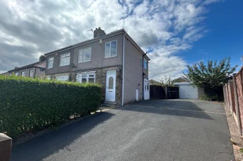 Farfield Grove, Bradford, West... 3 bed semi