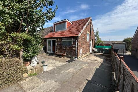 St. Marks Terrace, Low Moor... 2 bed bungalow for sale