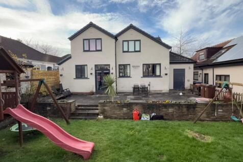 Radfield Drive, Off Rooley Crescent... 4 bed detached house for sale