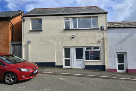 New Road, Torrington, Devon, EX38 2 bed apartment for sale