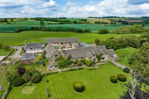 8 bedroom farm house for sale