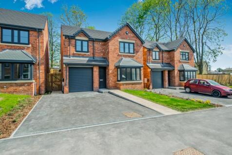 Westfield Green, Wyke/Scholes... 4 bed detached house for sale
