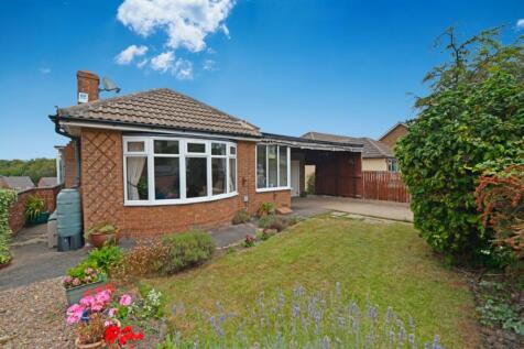 Royd Wood, Cleckheaton, Yorkshire, BD19 3 bed detached house for sale