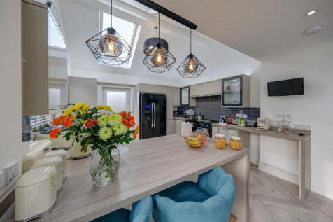 3 bedroom semi-detached bungalow for sale