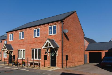 George Parish Road, Banbury, OX16 3 bed semi