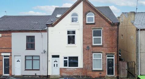 4 bedroom terraced house for sale