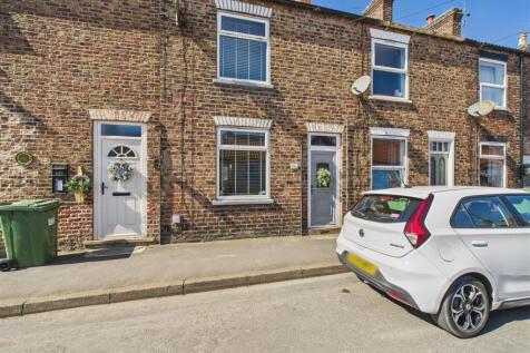 66 Westgate, Driffield, YO25 6TD 3 bed terraced house for sale