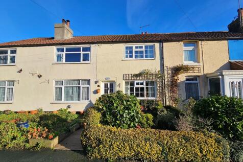Station Road, Nafferton, YO25 2 bed terraced house for sale