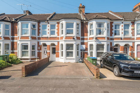Stafford Road, Shirley, Southampton... 4 bed terraced house for sale