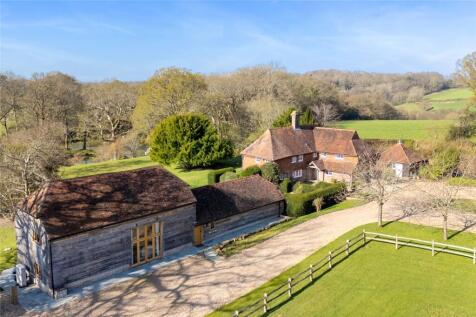 6 bedroom detached house for sale