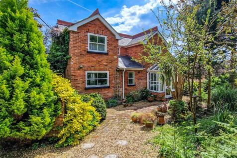 Chewton Common Road, Highcliffe... 5 bed detached house for sale
