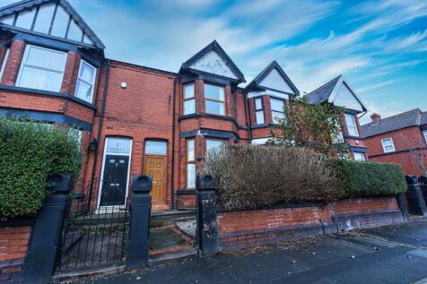 5 bedroom terraced house for sale