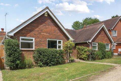 Little East Street, Billingshurst, RH14 3 bed detached bungalow for sale