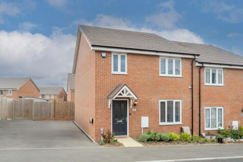 Chapel Rise, Newton Leys, Milton... 4 bed semi