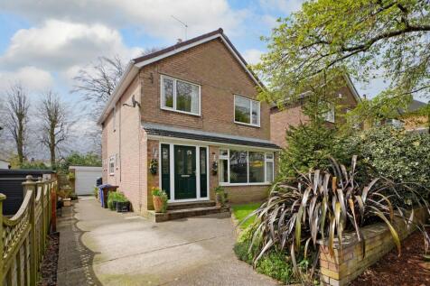 Abbeydale Park Rise, Dore, S17 3PB 3 bed detached house for sale
