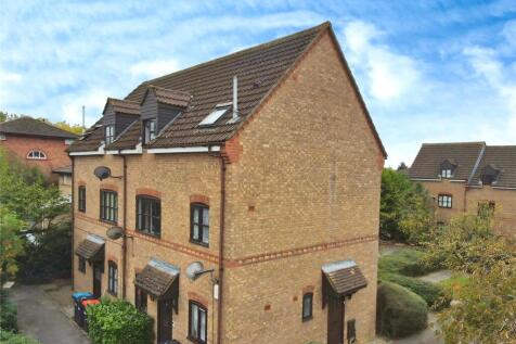 Grace Avenue, Oldbrook, Milton Keynes 3 bed duplex for sale
