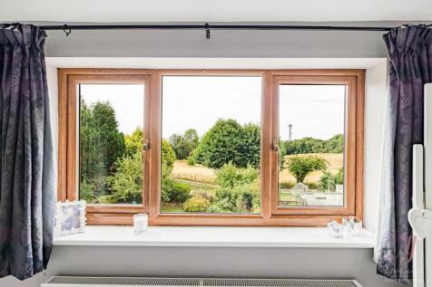 Bird in the hand, Stroud GL6 3 bed detached house for sale