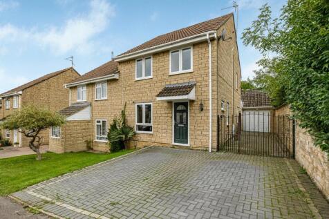Borough Close, Stonehouse GL10 3 bed semi