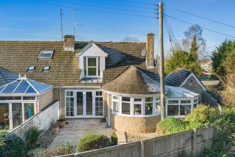 1a Cotswold Green, Stonehouse GL10 3 bed semi