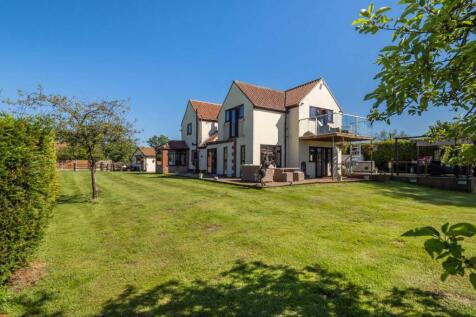 Marsh Road, Norwich NR13 5 bed detached house for sale
