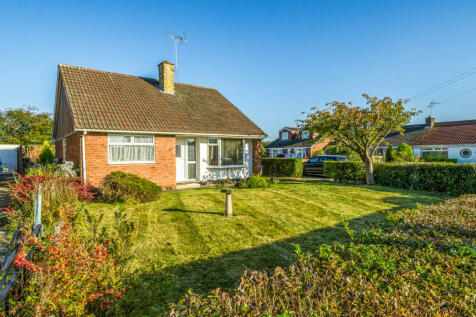 3 bedroom detached bungalow for sale