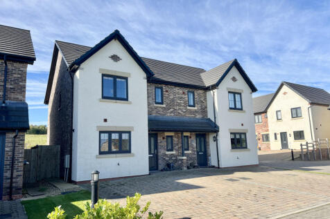 3 bedroom semi-detached house for sale
