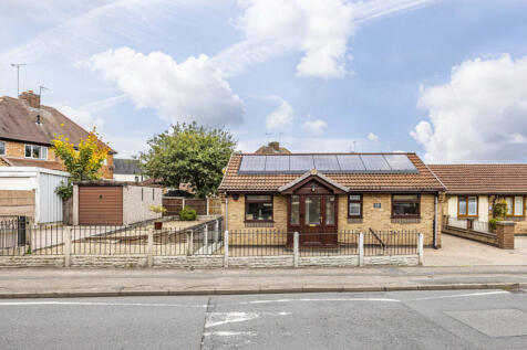 2 bedroom detached bungalow for sale