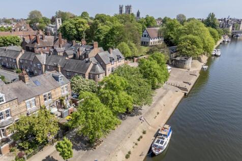 Earlsborough Terrace, York YO30 4 bed townhouse for sale