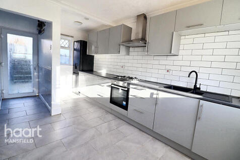 Sycamore Street, Church Warsop 4 bed semi