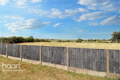 Tower Road, Swadlincote 2 bed detached bungalow for sale