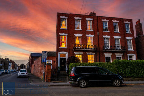 Balderton Gate, Newark, NG24 1RY 9 bed townhouse for sale