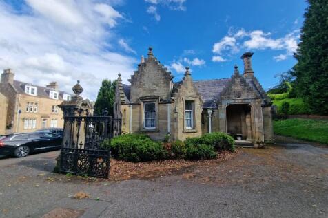 2 bedroom detached house for sale