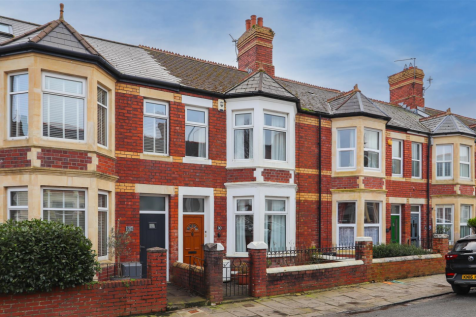 Oxford Street, Barry 3 bed house for sale