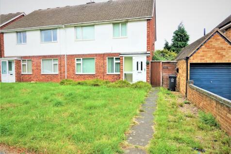 2 bedroom maisonette for sale