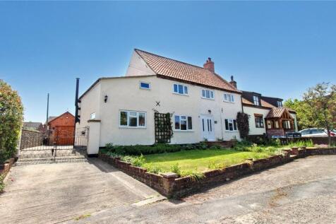 The Street, Hockering, Dereham... 4 bed semi