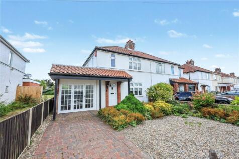 Harlington Avenue, Hellesdon... 2 bed semi