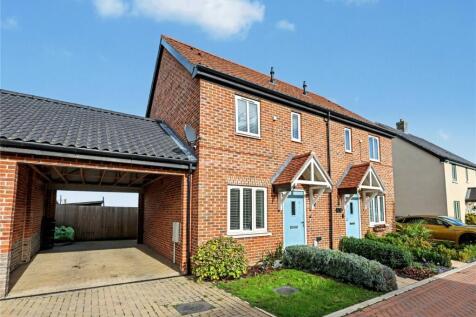 Farm Drive, Fakenham, Norfolk, NR21 2 bed semi