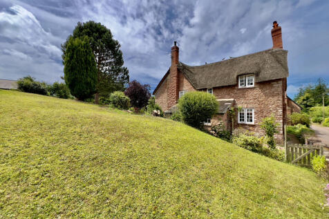 3 bedroom cottage for sale