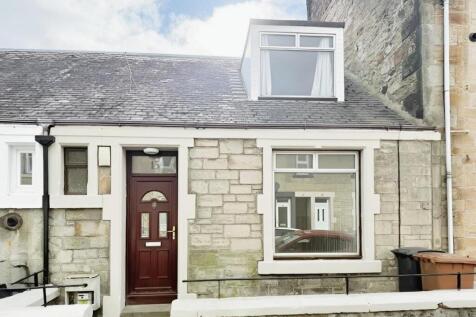 4 bedroom cottage for sale