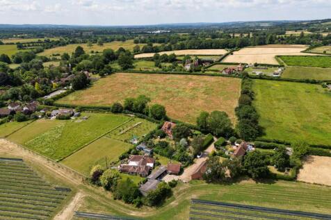 George Street, Hunton, Maidstone 4 bed character property for sale