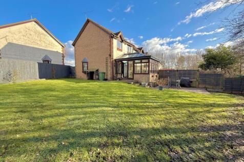 Sparcells, Swindon SN5 2 bed end of terrace house for sale