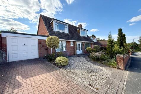Lawns, Swindon SN3 3 bed detached house for sale