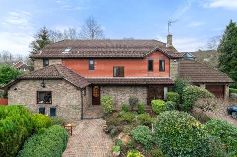 Ashdale Park, Wokingham RG40 5 bed detached house for sale